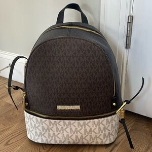 Michael Kors Backpack Purse NEW w/o tags. Never been carried.